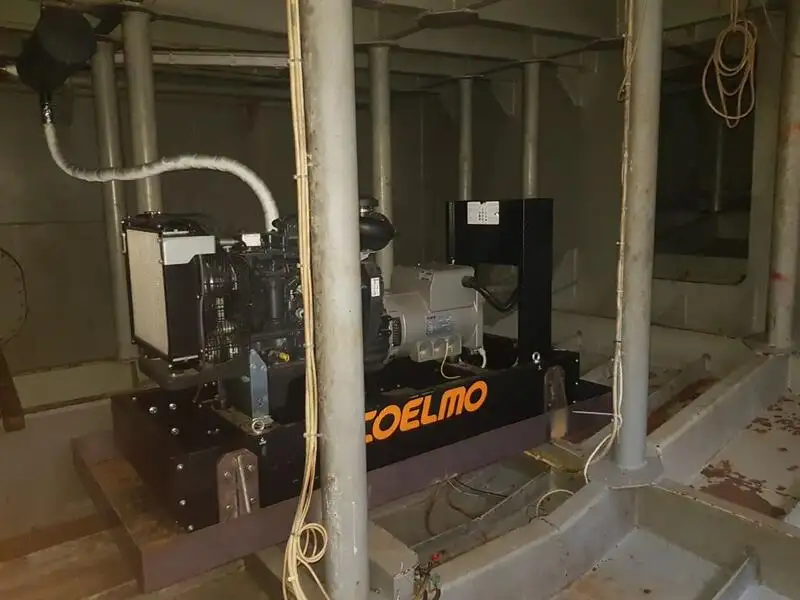 Tongkang keur dijual