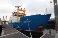 Floating hotel pikeun dijual