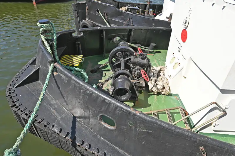 Kapal penarik keur dijual