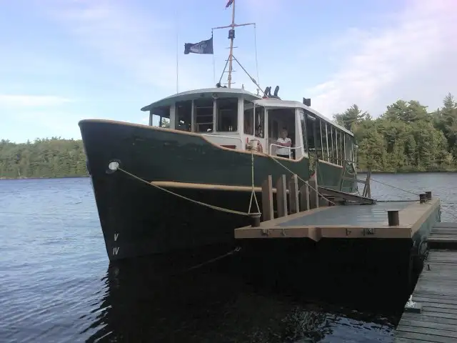 Kapal panumpang keur dijual