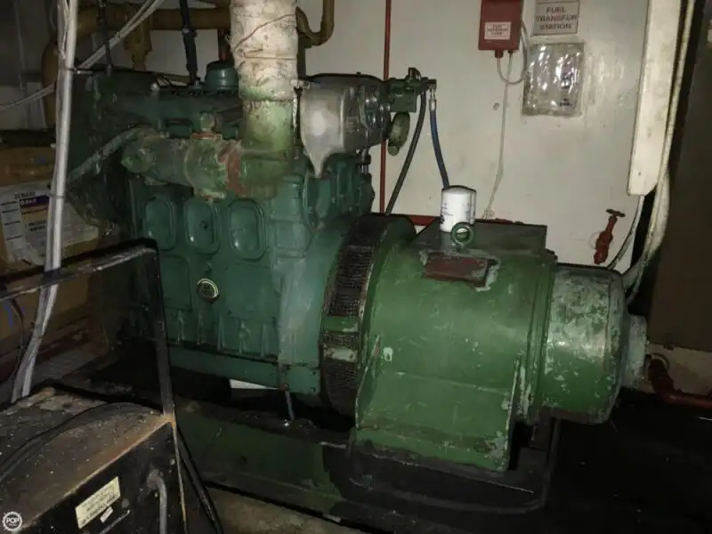 Kapal penarik keur dijual