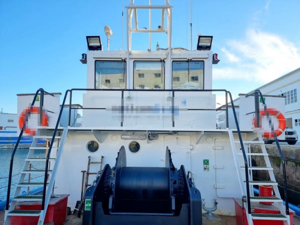 Kapal kerja keur dijual