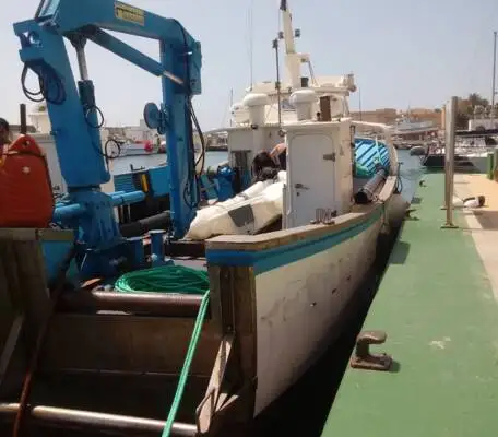 Kapal kerja keur dijual