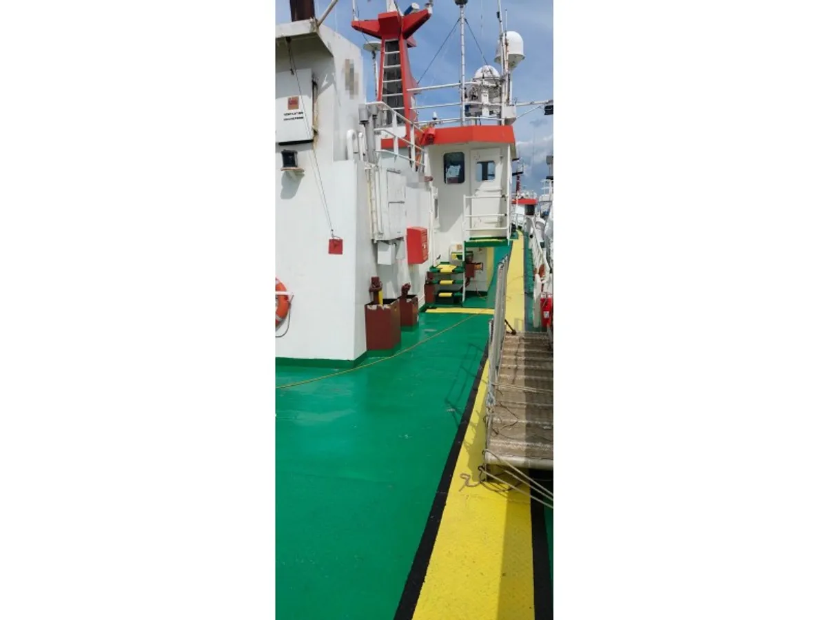 Kapal pasokan keur dijual