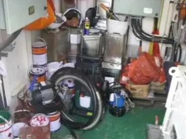 Kapal keruk keur dijual