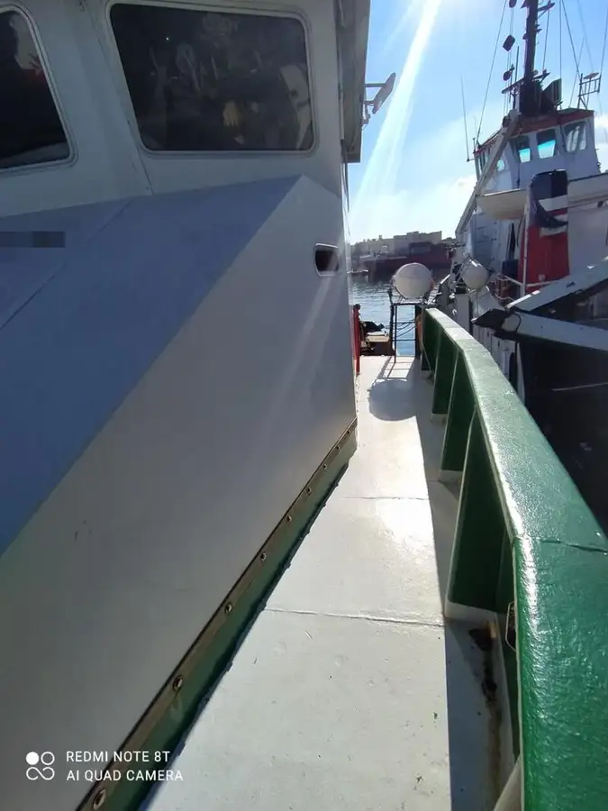 Kapal kerja keur dijual