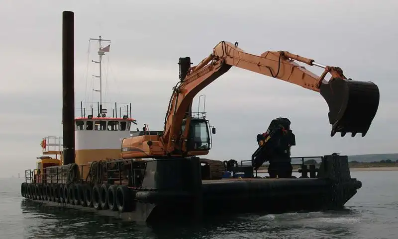 Kapal keruk keur dijual