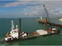 Kapal pasokan keur dijual