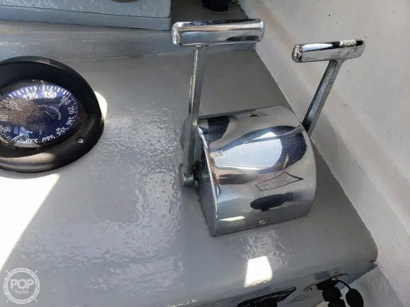 Kapal pangolahan lautan keur dijual