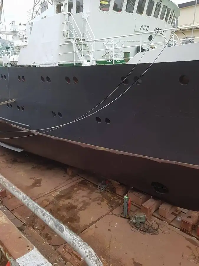 Kapal kontainer keur dijual