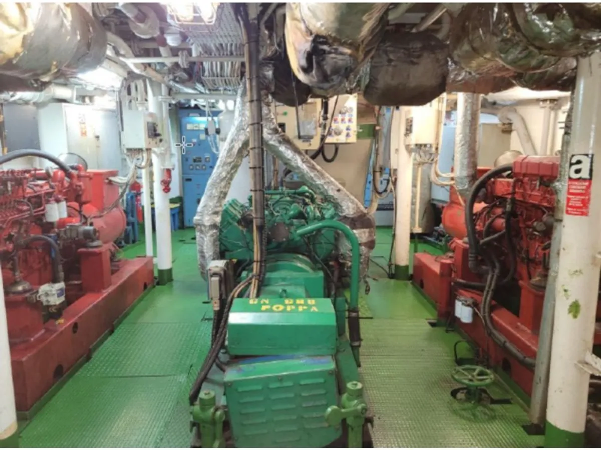 Kapal pasokan keur dijual