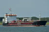 Oil/Chemical tanker pikeun dijual