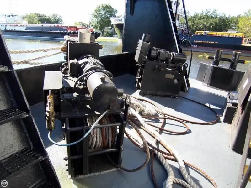 Kapal penarik keur dijual