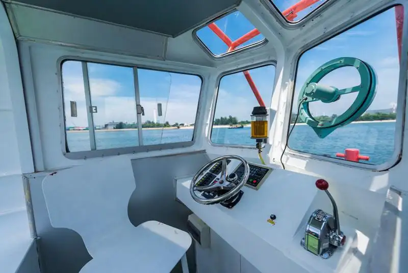 Kapal kerja keur dijual
