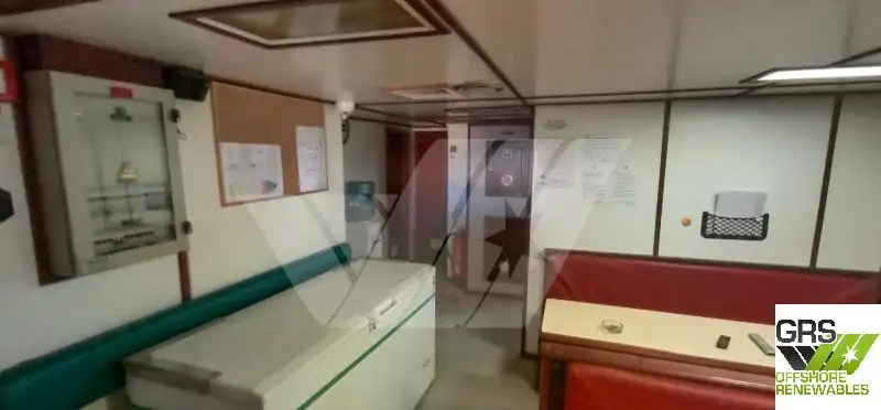 Kapal pasokan keur dijual