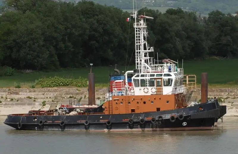 Kapal penarik keur dijual