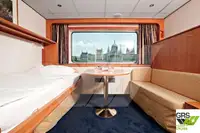 Kapal pesiar keur dijual