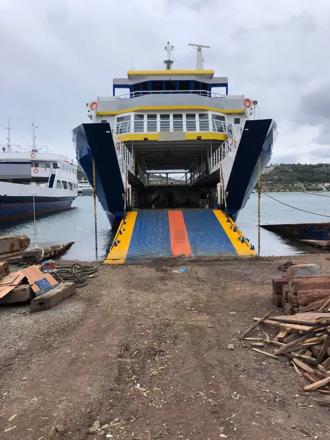 Kapal Ro-Ro keur dijual