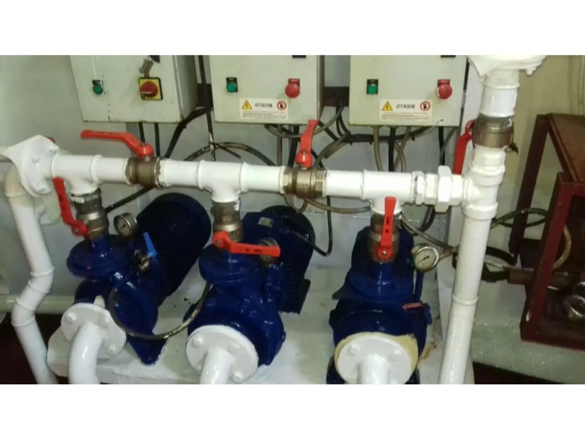 Kapal keruk keur dijual