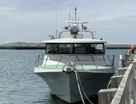 Kapal pangolahan lautan keur dijual