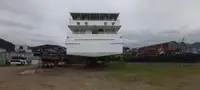 Kapal pesiar keur dijual