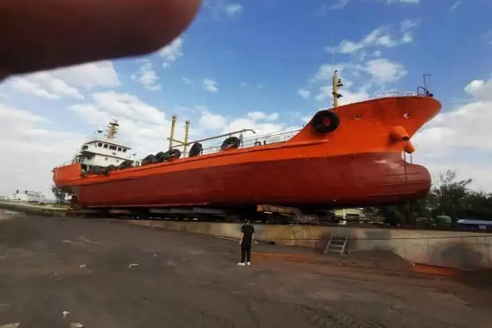 Kapal tangki minyak/bahan kimia keur dijual