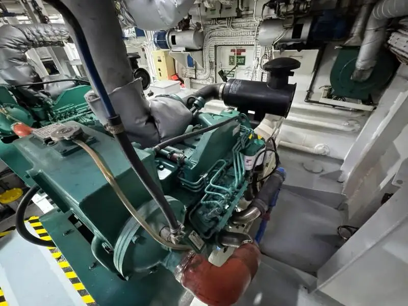 Kapal kontainer keur dijual