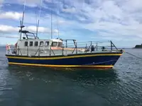 Parahu sakoci pikeun dijual