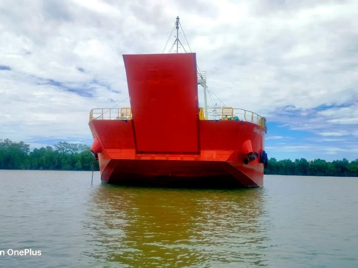Kapal pendaratan, tangki keur dijual