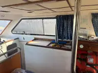 Kapal kerja keur dijual