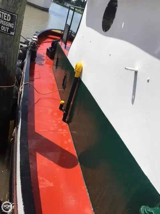 Kapal penarik keur dijual