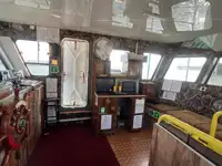 Kapal penarik keur dijual