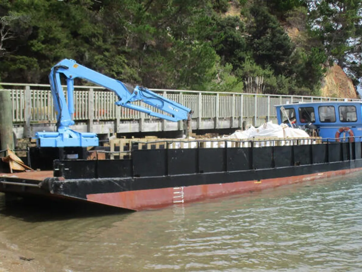 Kapal pendaratan, tangki keur dijual