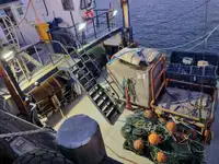 Logam rongsokan keur dijual