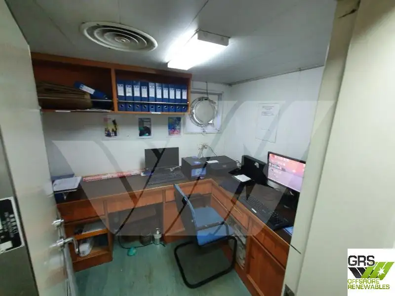 Kapal pendaratan, tangki keur dijual