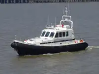Kapal survey pikeun dijual