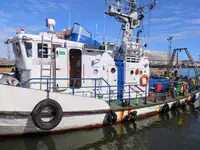 Kapal penarik keur dijual
