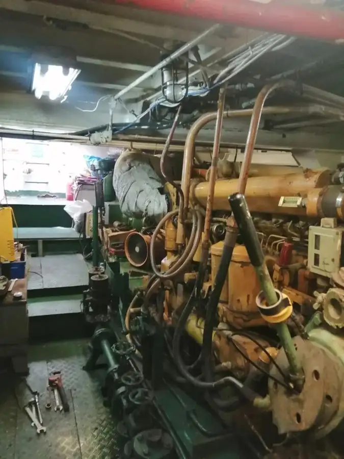 Kapal penarik keur dijual