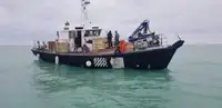 Kapal kerja keur dijual