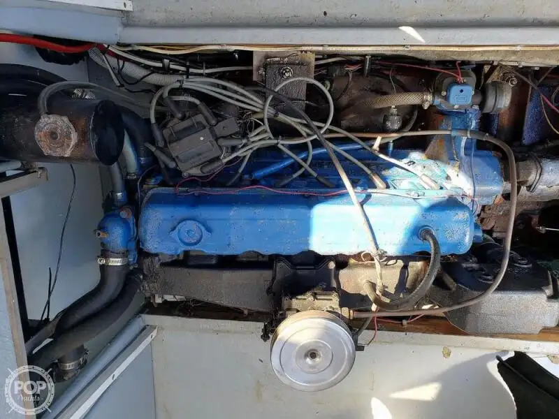 Kapal pangolahan lautan keur dijual