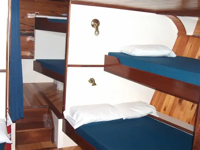 Kapal pesiar keur dijual