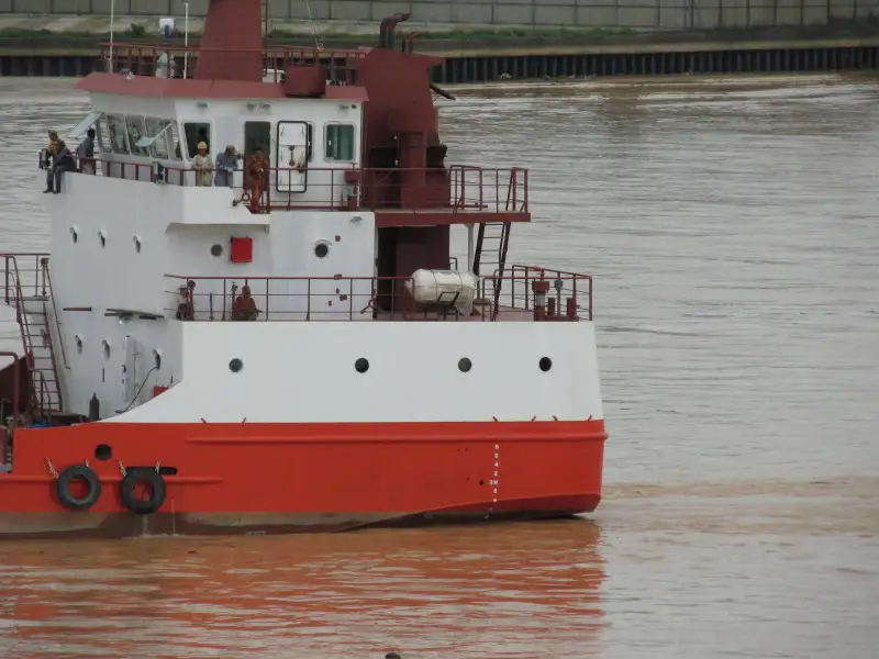 Kapal pendaratan, tangki keur dijual