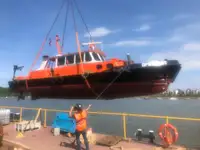 Kapal survei keur dijual