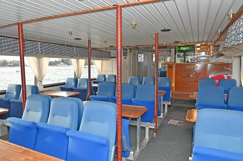 Kapal pesiar keur dijual