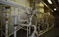 Kapal pangangkut LNG keur dijual