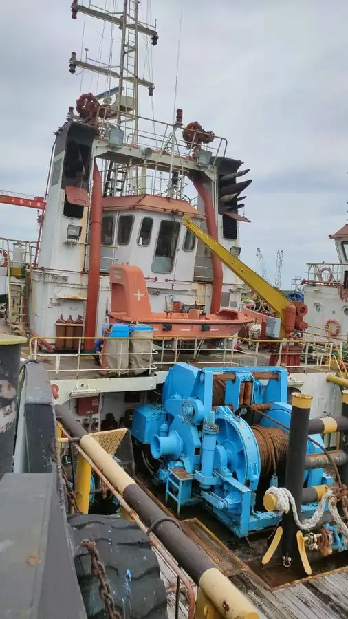 Kapal penarik keur dijual