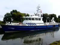 Parahu patroli pikeun dijual