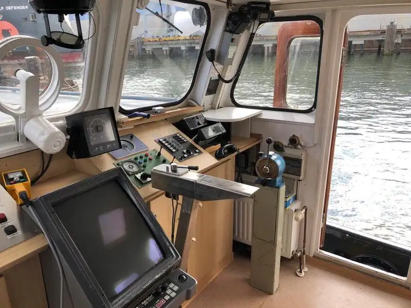 Kapal penarik keur dijual