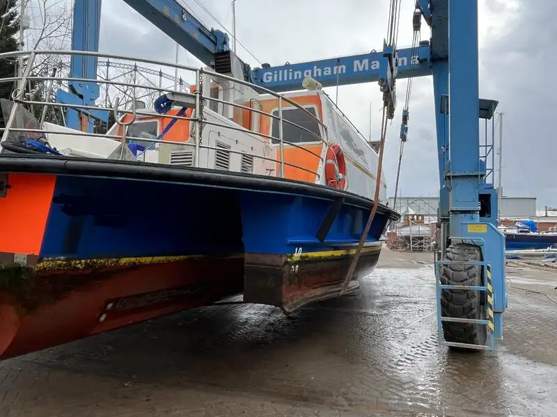 Kapal pesiar keur dijual
