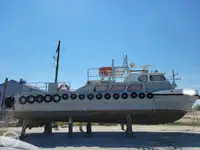 Kapal kru keur dijual